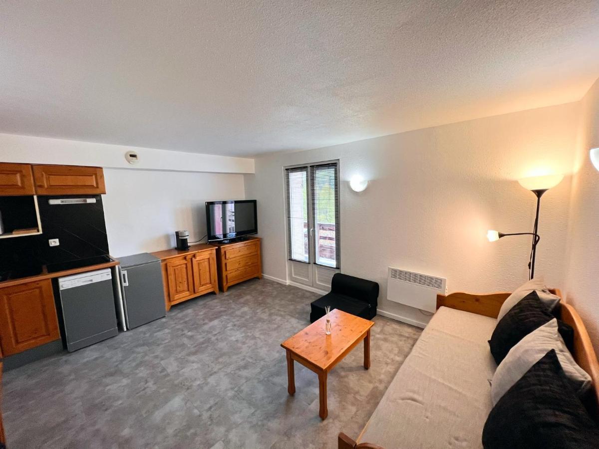 Vars, Appart Spacieux Renove 4 Couchages Dans Chalet فارْ المظهر الخارجي الصورة