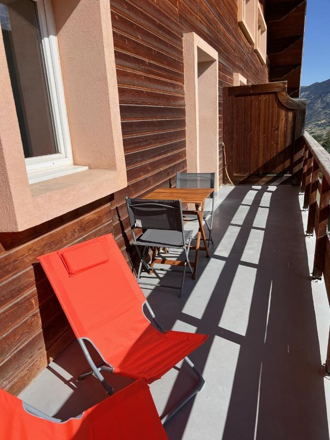 Vars, Appart Spacieux Renove 4 Couchages Dans Chalet فارْ المظهر الخارجي الصورة